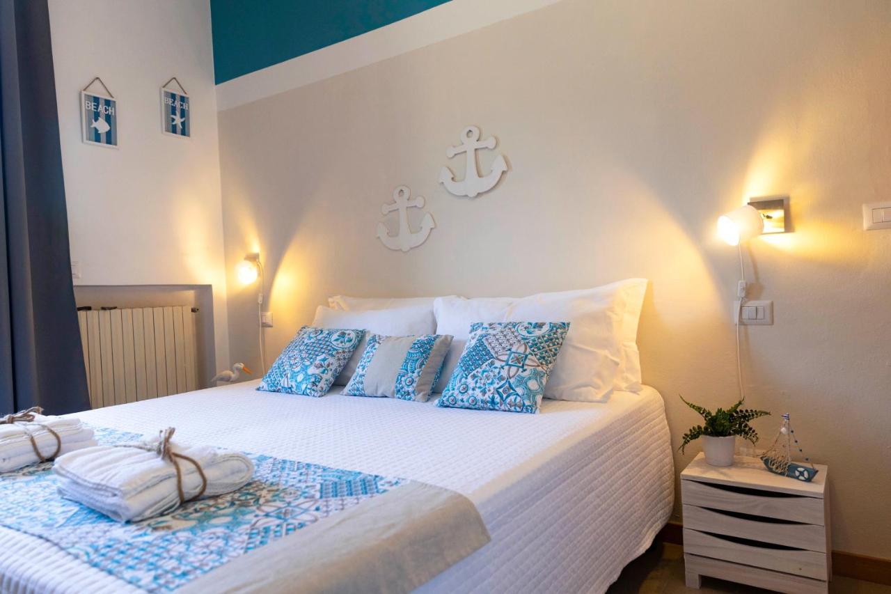 Villa Curiazzi Guesthouse Viale La Pelosa 16 Stintino Eksteriør bilde