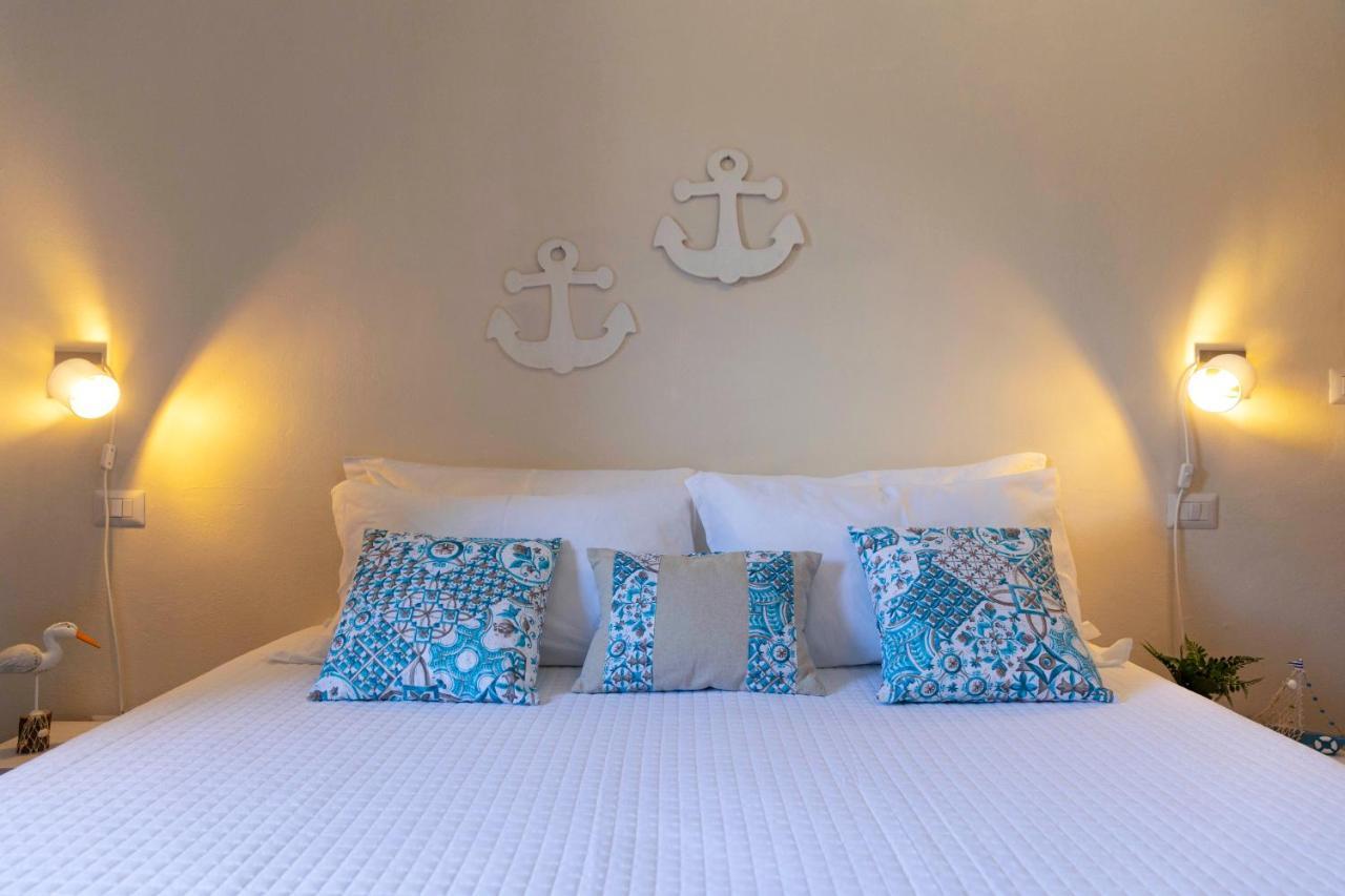 Villa Curiazzi Guesthouse Viale La Pelosa 16 Stintino Eksteriør bilde