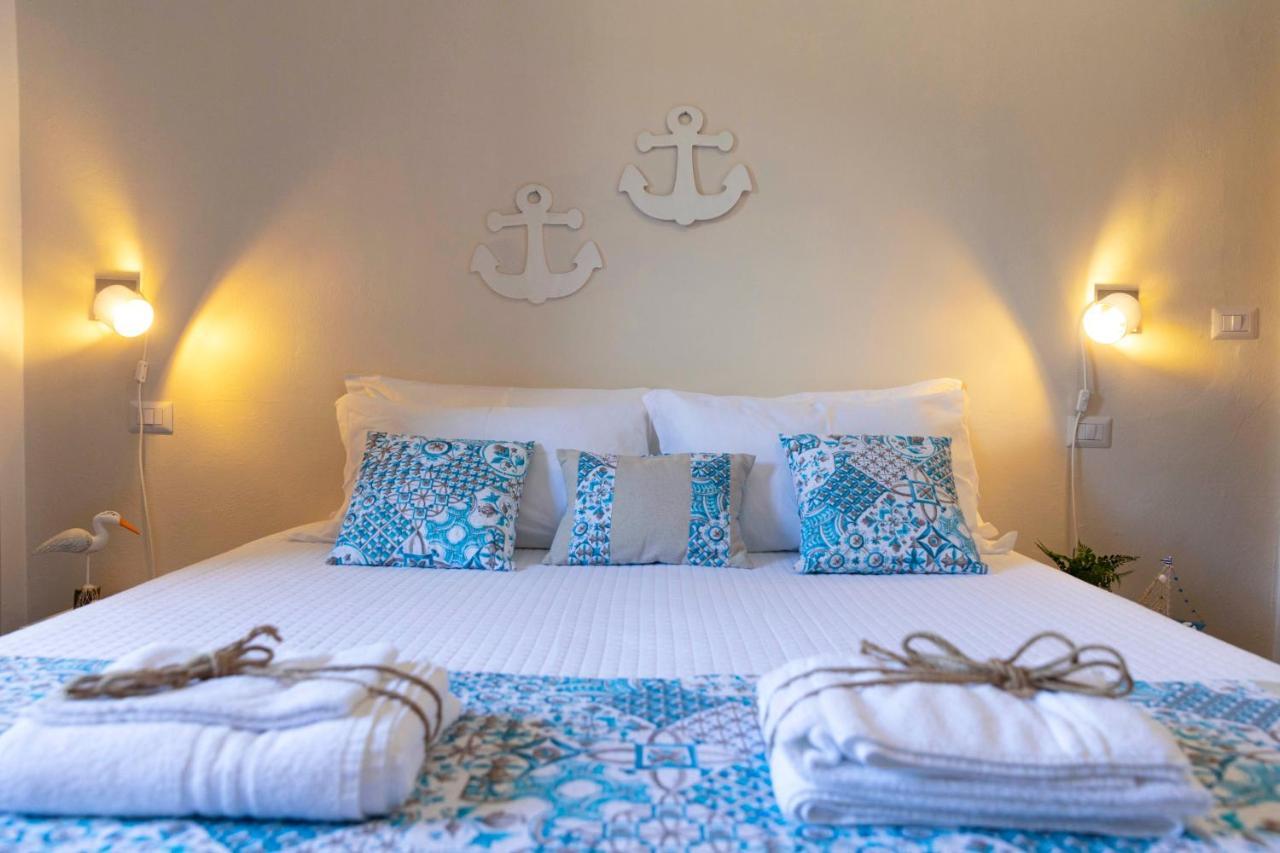 Villa Curiazzi Guesthouse Viale La Pelosa 16 Stintino Eksteriør bilde