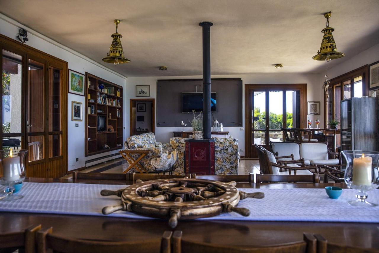 Villa Curiazzi Guesthouse Viale La Pelosa 16 Stintino Eksteriør bilde